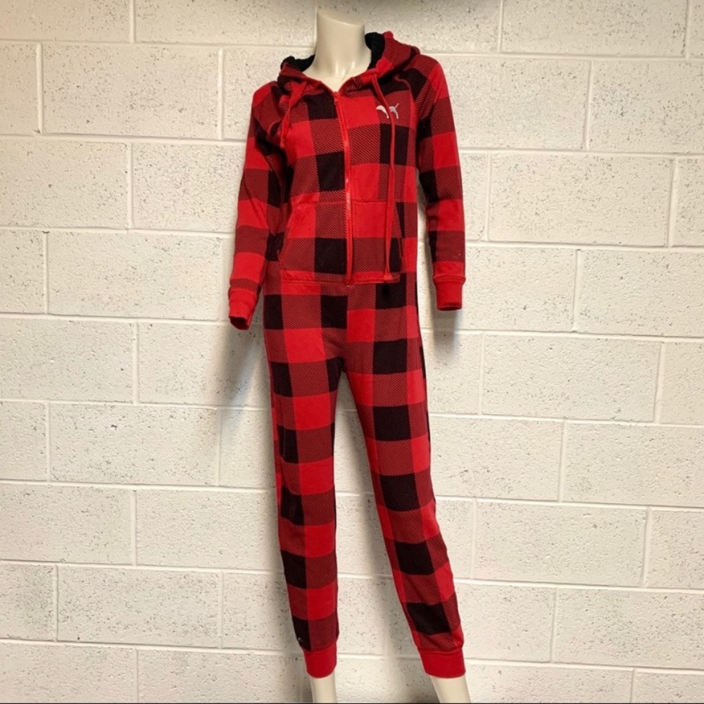 VS pink onesie pajama!!